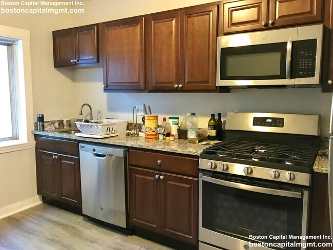 76 Linden St unit 2, Allston, MA 02134 - photo 3