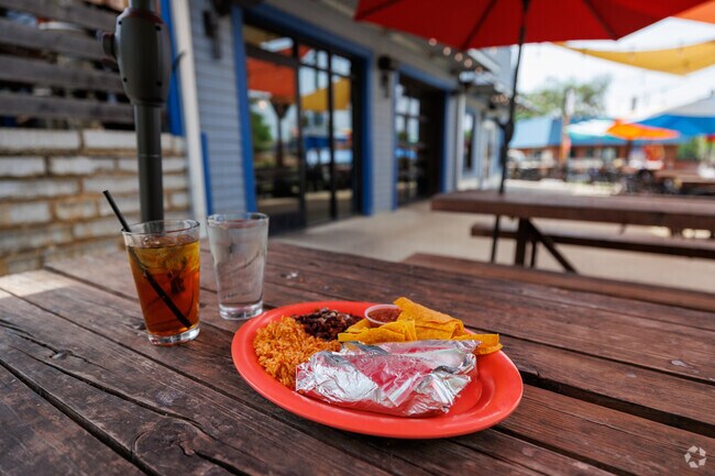 The South Knoxville area near the Sevier Home neighborhood is home to many great craft eateries.