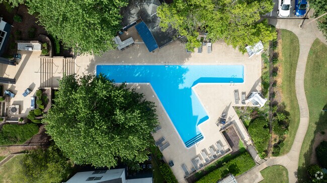 Sailpointe at Lake Norman, Cornelius, NC 28031 - photo 5