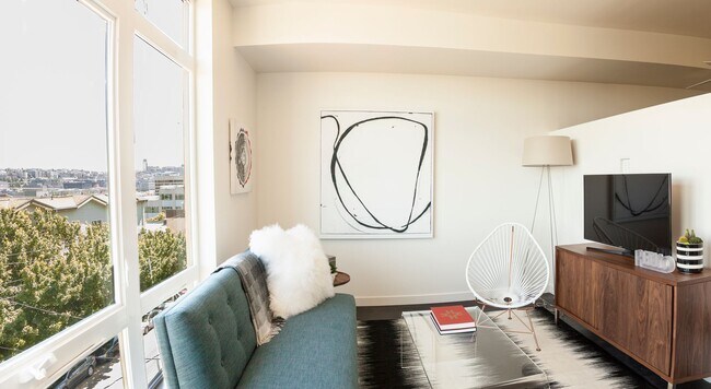 Welcome to Dexter Hayes! Modern convenience with exceptional views!, Seattle, WA 98109 - photo 6