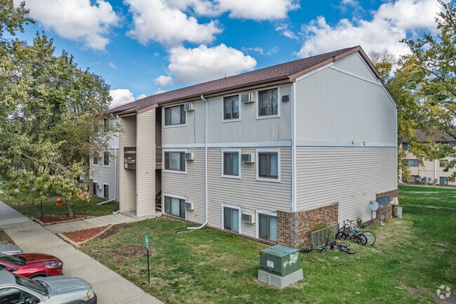 Triple Crown Altoona Cooperative, Altoona, IA 50009 - photo 4