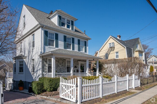 Homes in Chauncey Estates are often surrounded by fencing or trimmed hedges.