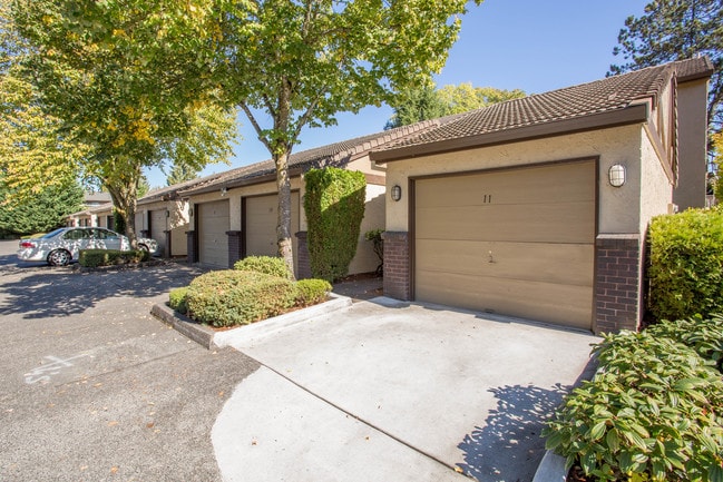 St James Condominiums, Vancouver, WA 98663 - photo 3