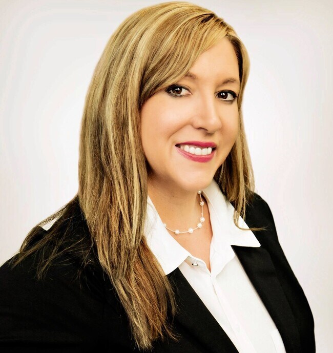 Christine Estopinan