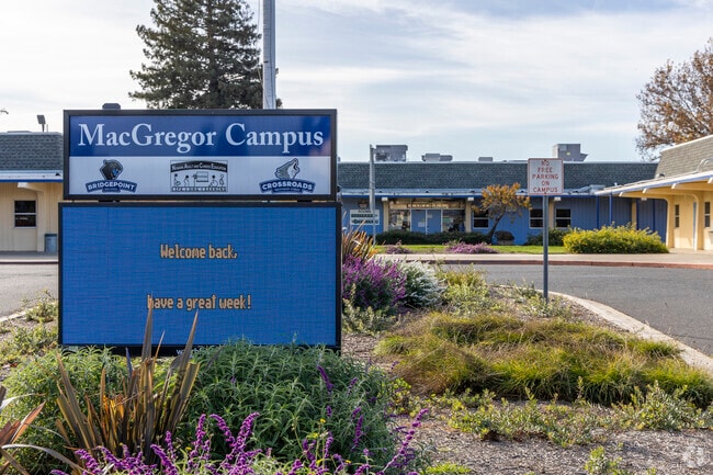 Bridgepoint High School is part of the MacGregor Campus.