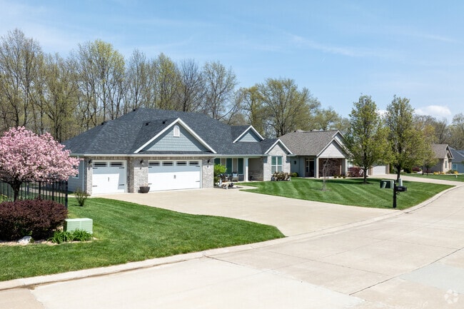 Modern Ranchers are a common style of home in the outlying neighborhoods of Mexico.