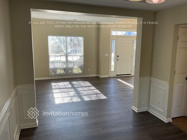 8932 Coppermine Ln, Charlotte, NC 28269 - photo 3