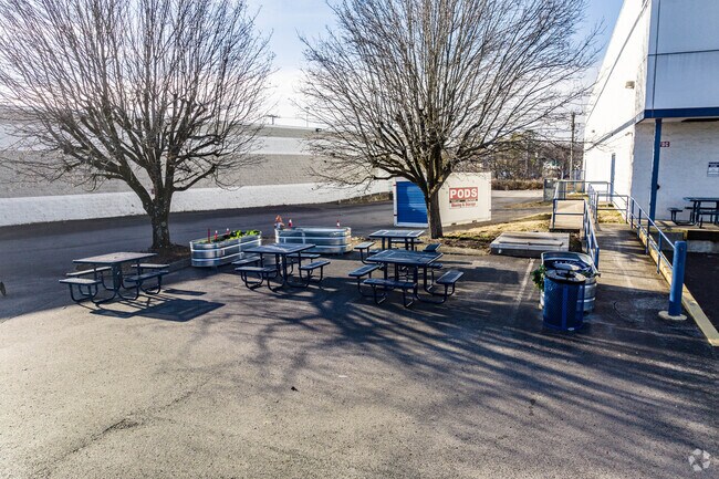 Intrepid Independence Academy High School has a picnic area.