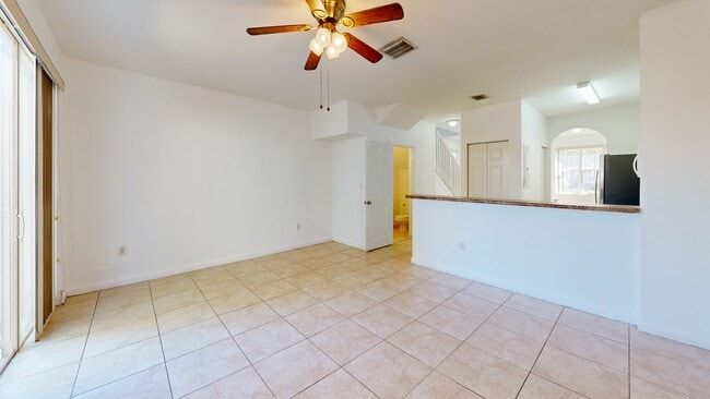 230 SE 29th Ave unit 12, Homestead, FL 33033 - photo 2