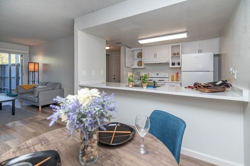 The Grove Apartments