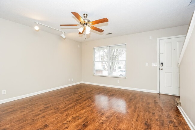 2860 Paddle Wheel Dr, Nashville, TN 37214 - photo 4