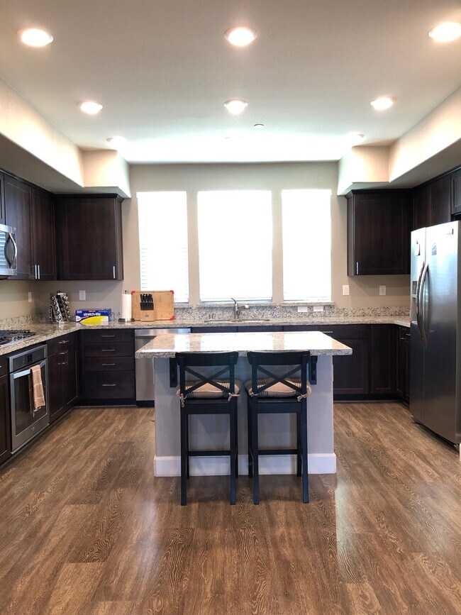 1320 Windswept Common unit 6, Livermore, CA 94550 - photo 6