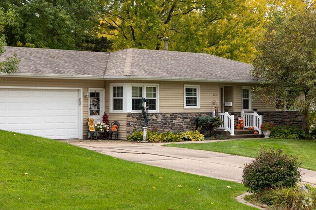 The curb appeal of this ranch home in Blackhawk is off the charts.