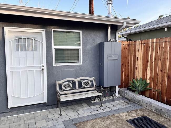 5246 Canoga Ave, Woodland Hills, CA 91364 - photo 3