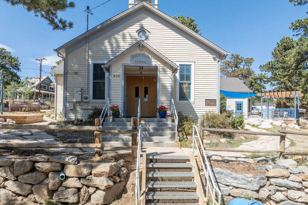 Gold Hill Elementary School