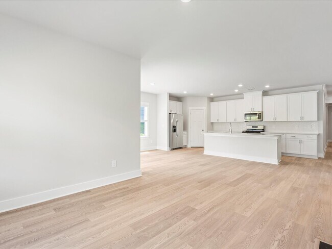 775 Burghley Cir, Greer, SC 29651 - photo 4