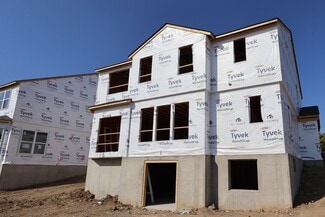 632 Goldfinch Dr, Beavercreek, OH 45434