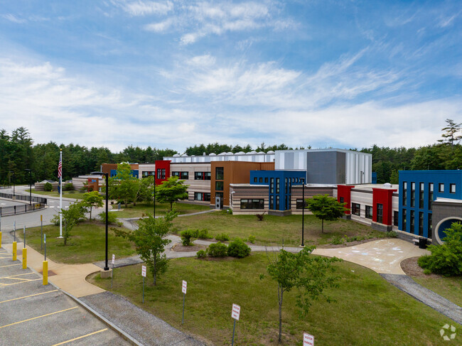 Mill Brook School in Concord, NH serves grades Pre-K-2.