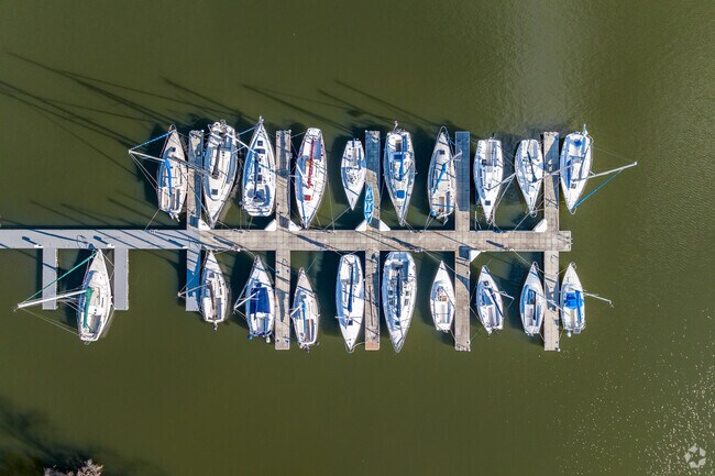 In Mt. Juliet, there's easy access to multiple marinas at the lake.