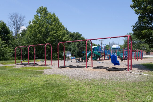 Students at New Franklin School in Portsmouth have higher than average test scores.