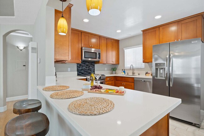 4746 Del Monte Ave unit ID1062717P, San Diego, CA 92107 - photo 5