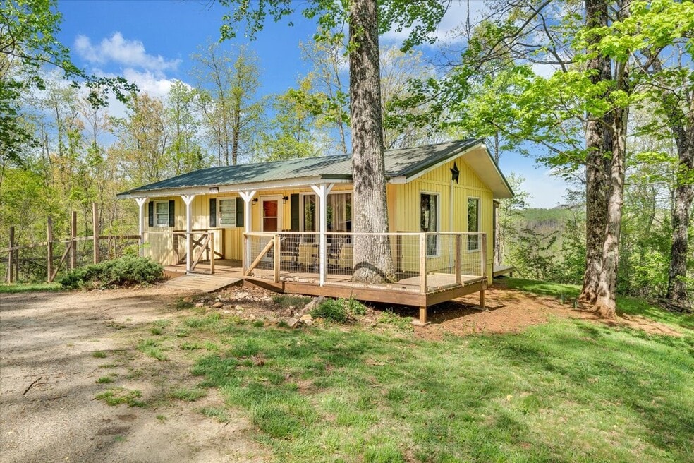 1004 Rock Castle Ln SE, Floyd, VA 24091 - photo 1