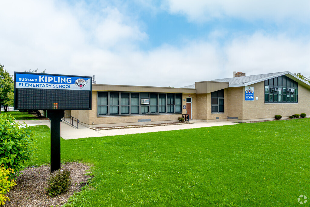 Kipling Elementary School is a public school located in Chicago, IL with 258 students.