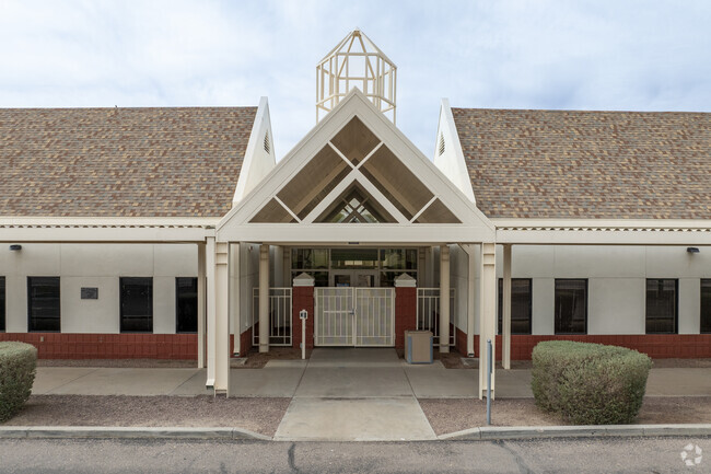 Buckeye’s Palo Verde Elementary School teaches students attending K-8th grades.