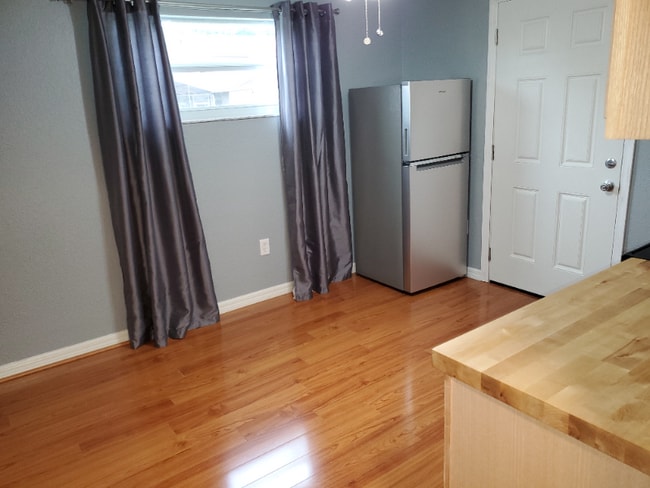 6748 Knightsbridge Dr, New Port Richey, FL 34653 - photo 5