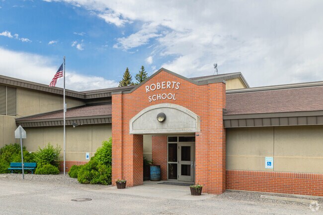 The Roberts School is the sole public school that students can attend within the community.