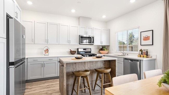 883 Pico Place, Chico, CA 95973 - photo 2