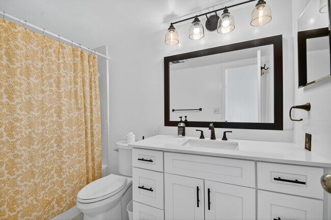 Delray Summit unit 1000 Lowry Street 2g, Delray Beach, FL 33483 - photo 5