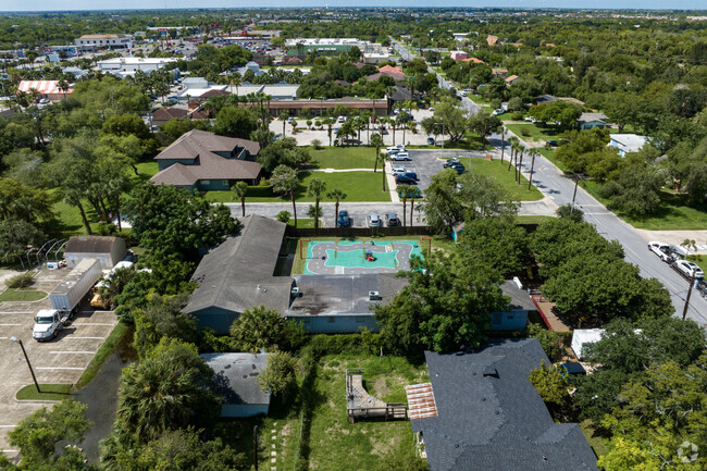 Brownsville Montessori Academy is a private Preschool and Elementary  located in Brownsville.