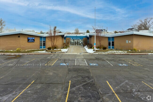 View of Parkside Elementary School entrance in Murray, UT.