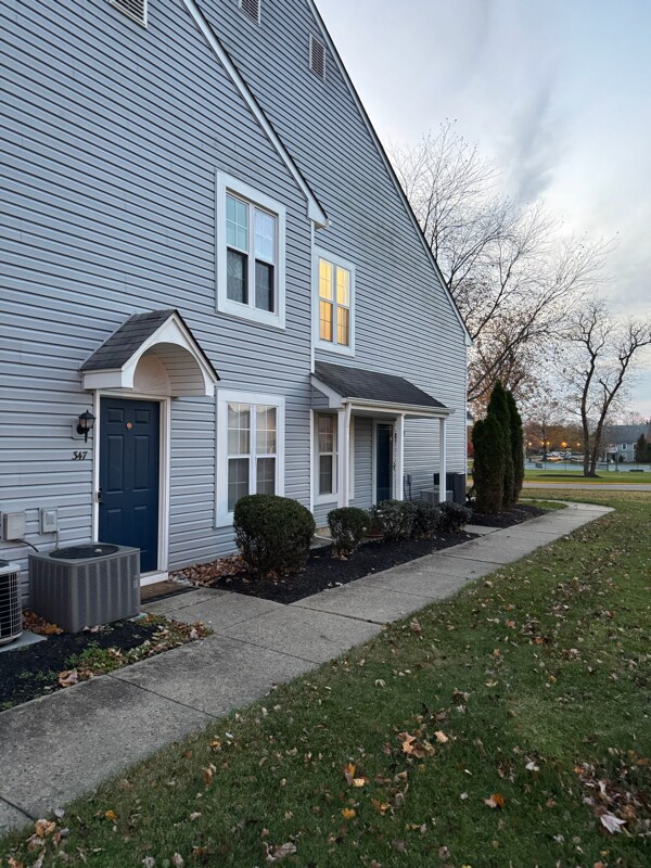 347 Surrey Ct, Washington Township, NJ 08080