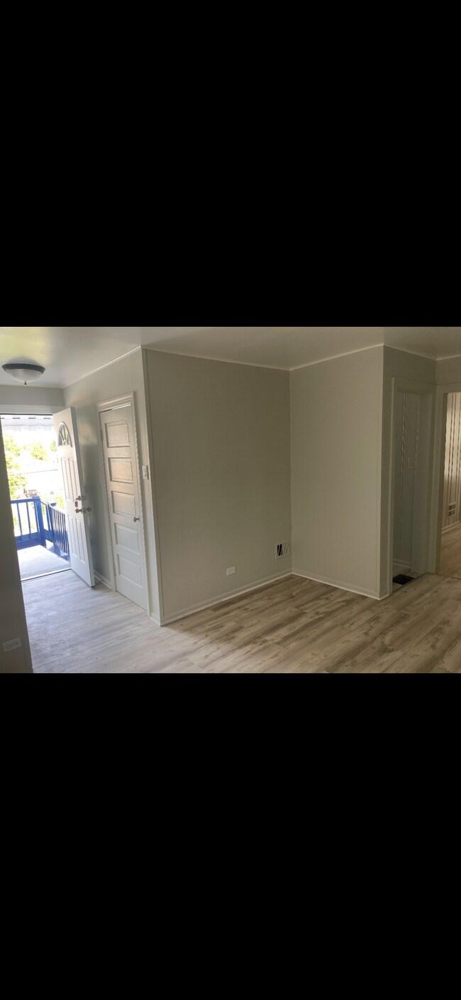 3345 N Oleander Ave unit 2nd floor, Chicago, IL 60634 - photo 6