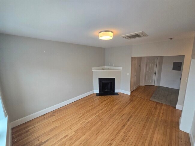 5 Gardner Terrace unit 1, Allston, MA 02134 - photo 3