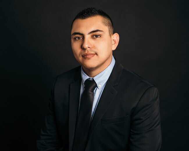 Agent Photo