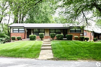 503 Village Square Dr, Hazelwood, MO 63042