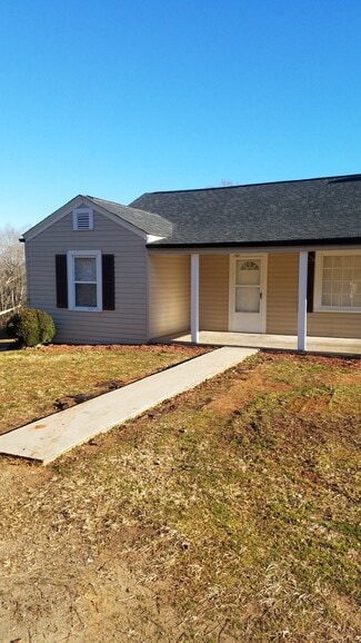 570 McGlamery Rd, Wilkesboro, NC 28697