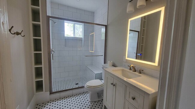 511 Cleveland St unit Pine 3, Raleigh, NC 27605 - photo 5