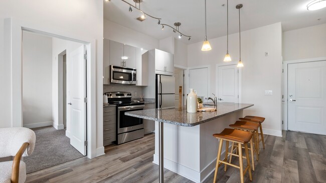 Spacious Kitchen w/ Bar