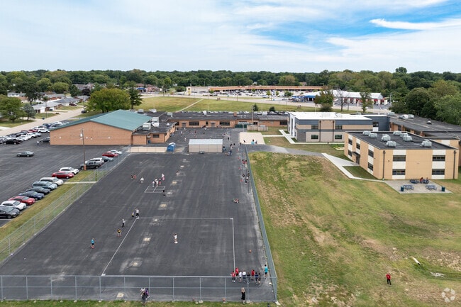Dorris Intermediate School has great after school programs.