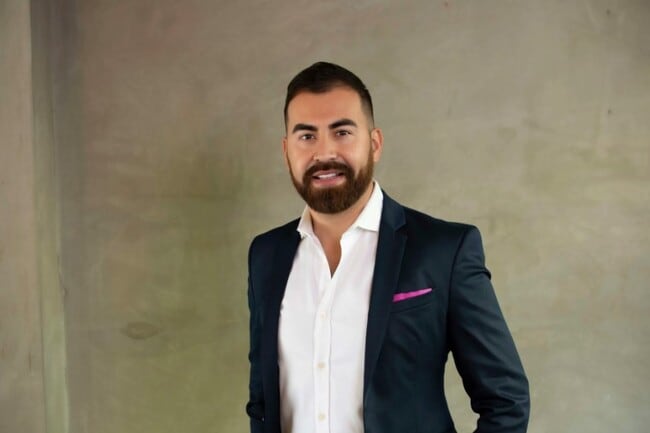 Agent Photo