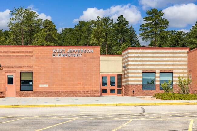 West Jefferson Elementary School serves students in grades K-5.