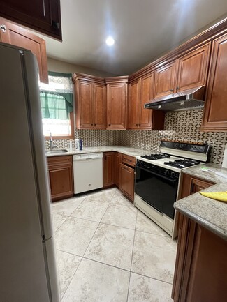 451 82nd St Unit 1, Brooklyn, NY 11209