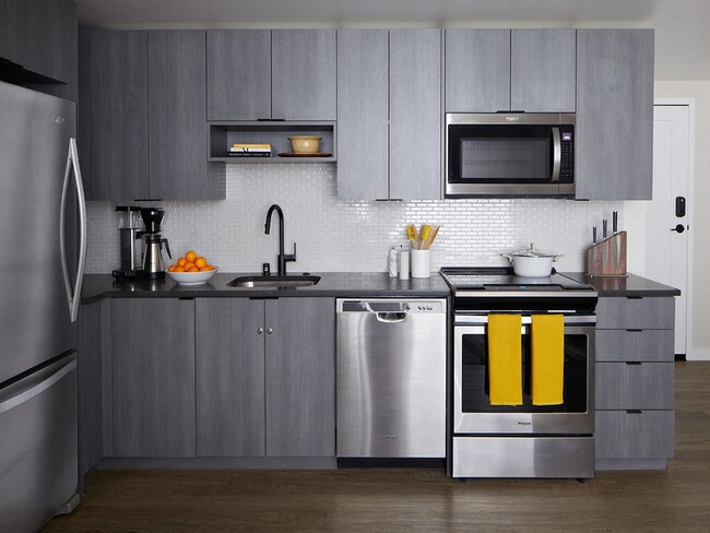 Fully-Equipped Kitchens with Stainless Steel Appliance