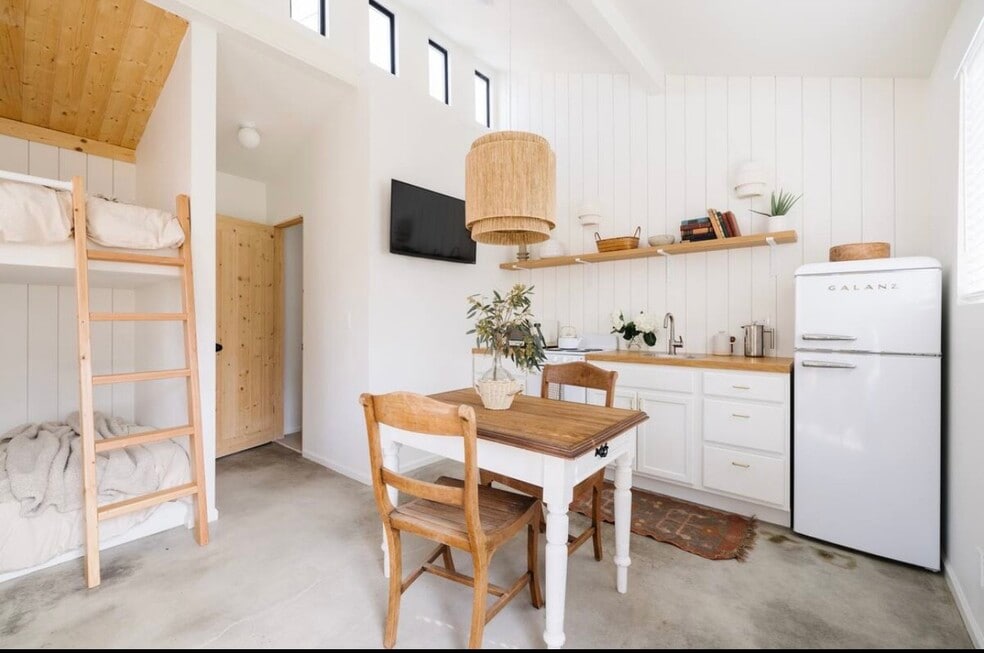 1807 N 25th St, Boise, ID 83702 - photo 1