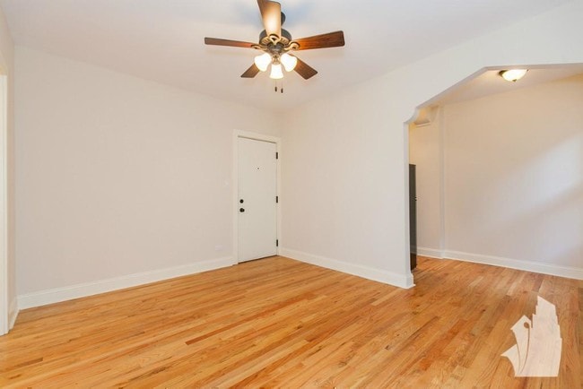 612 W Patterson Ave unit 306, Chicago, IL 60613 - photo 5