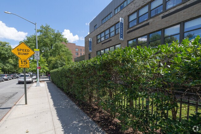 Carl C. Icahn Charter School in The Bronx has a small student body.